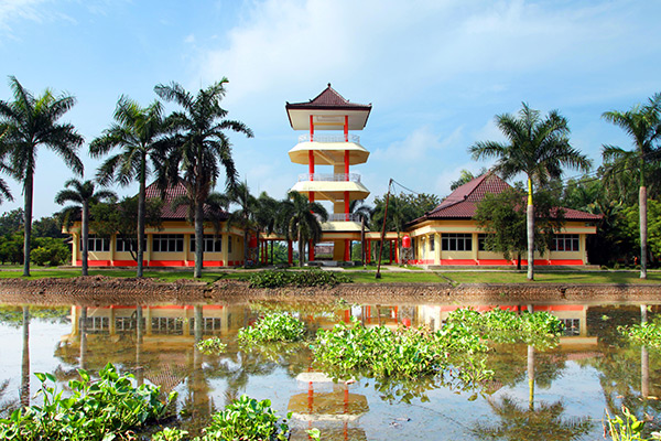 Taman Purbakala Kerajaan Sriwijaya (www.southsumatratourism.com)